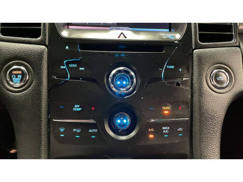 2015 Ford Taurus SEL