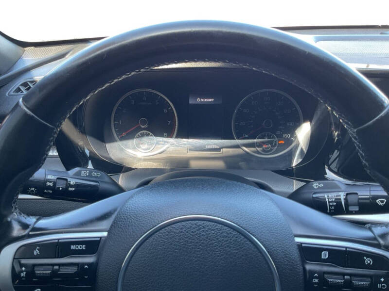 2022 Kia K5