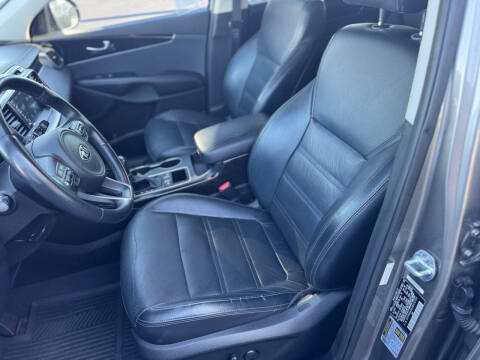 2018 Kia Sorento EX V6