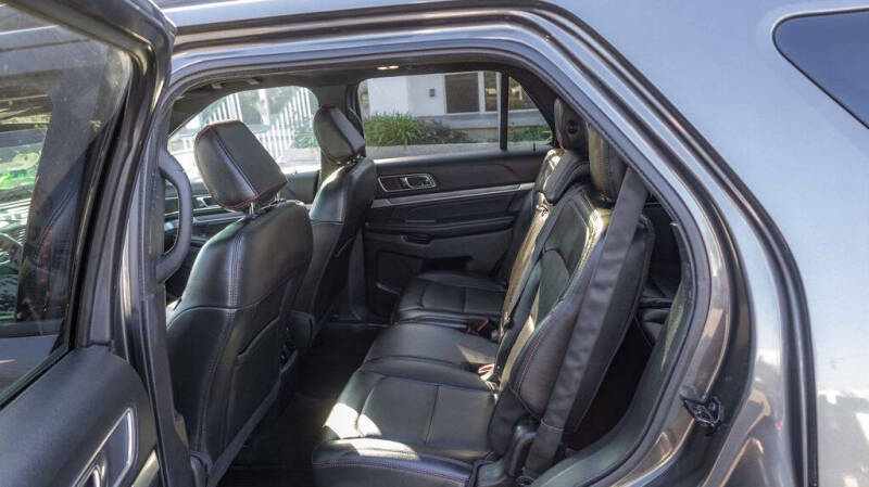 2018 Ford Explorer Sport