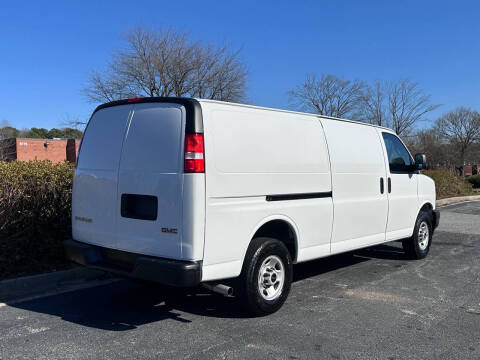 2023 GMC Savana 2500