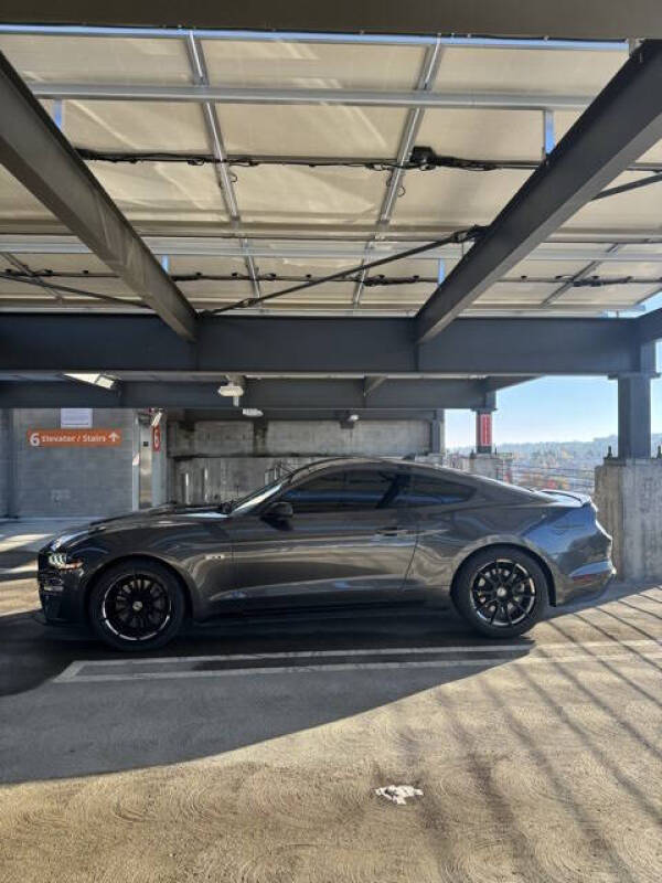 2020 Ford Mustang EcoBoost Premium