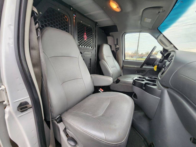 2006 Ford E-Series E-350 SD