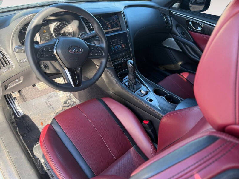 2022 Infiniti Q60 Red Sport 400