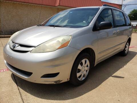 2006 Toyota Sienna for sale at Dynasty Auto in Dallas TX