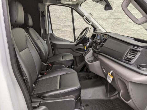 2025 Ford Transit 250