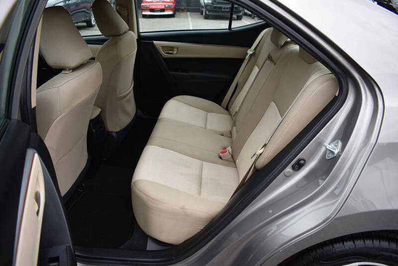 2015 Toyota Corolla LE