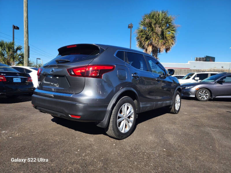 2017 Nissan Rogue Sport S