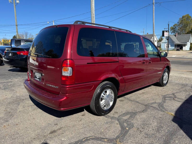 2002 Chevrolet Venture Warner Brothers
