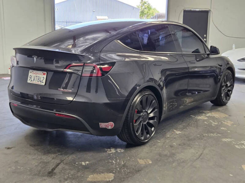 2024 Tesla Model Y Performance