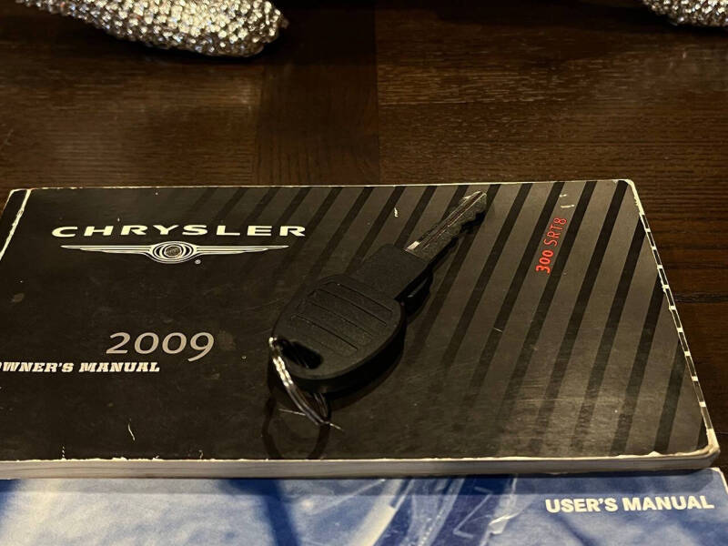 2009 Chrysler 300 SRT-8