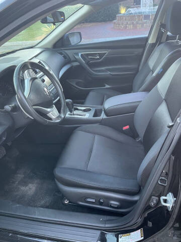 2017 Nissan Altima 2.5 SR