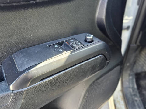 2016 Toyota Tacoma SR