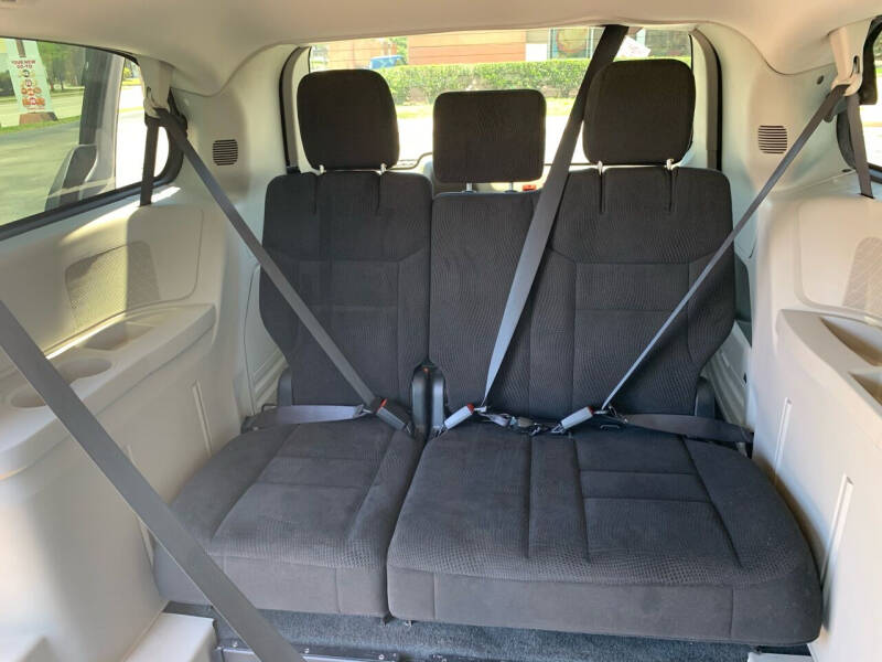 2017 Dodge Grand Caravan SE