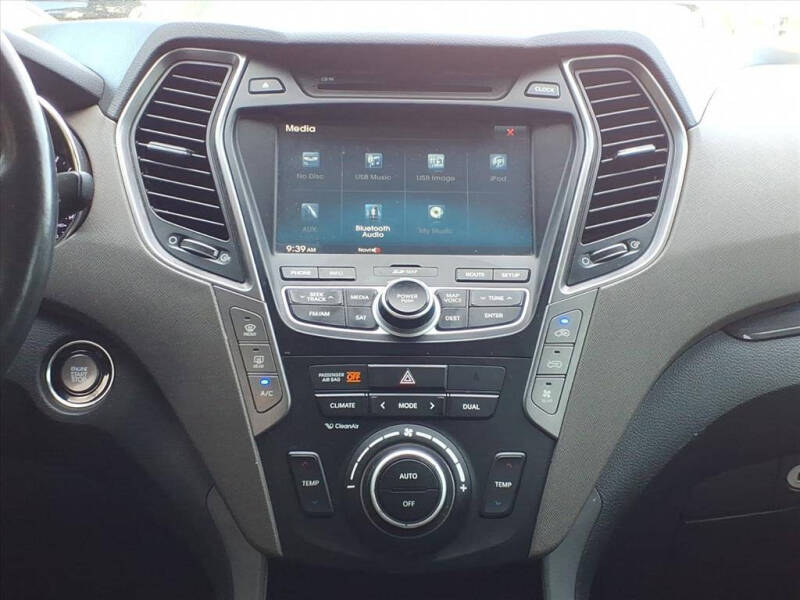 2016 Hyundai Santa Fe Limited