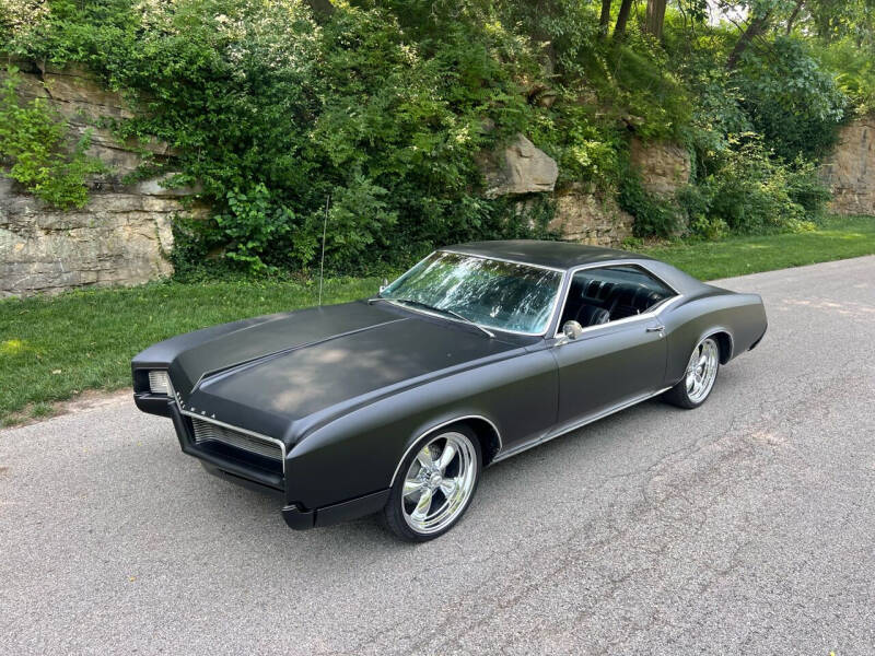 1966 Buick Riviera for sale at Bogie's Motors in Saint Louis MO