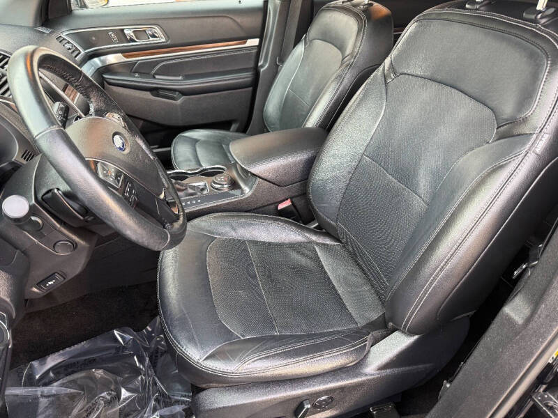 2017 Ford Explorer Limited