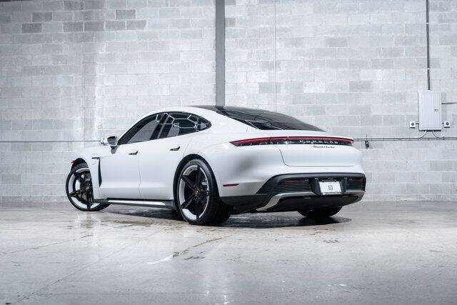 2021 Porsche Taycan Turbo