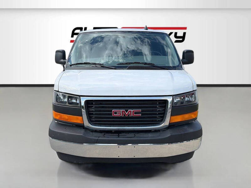 2025 Chevrolet Express 2500
