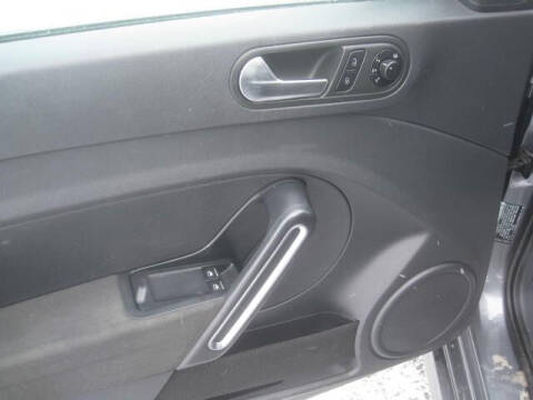 2014 Volkswagen Beetle 1.8T Entry PZEV