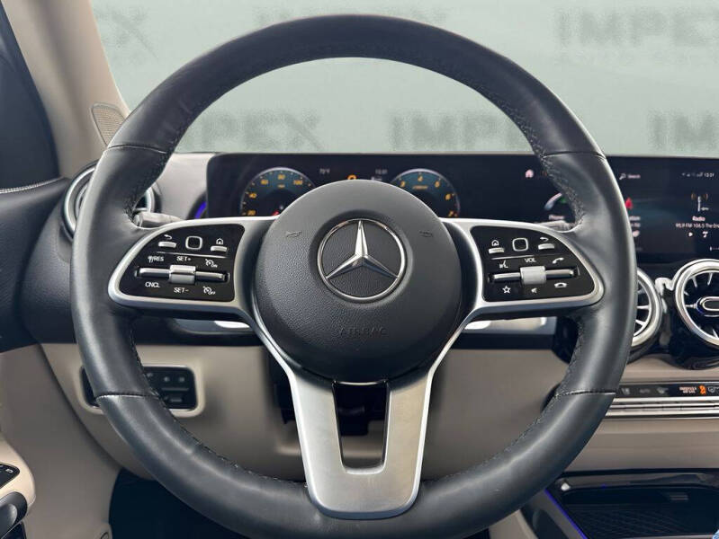 2022 Mercedes-Benz GLB GLB 250 4MATIC