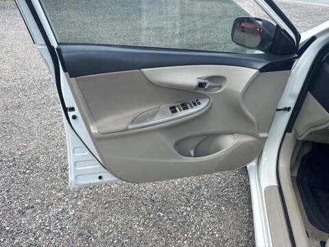 2012 Toyota Corolla LE