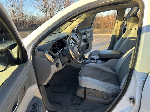 2016 GMC Acadia SLE-2