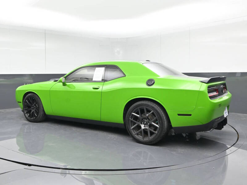 2017 Dodge Challenger R/T Plus