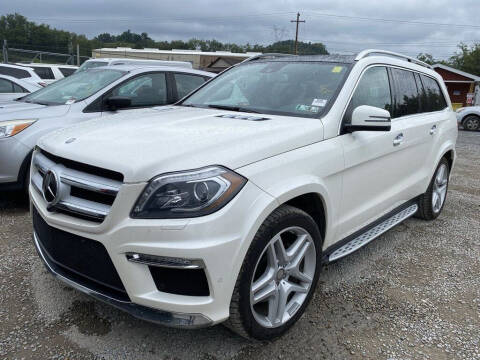 2016 Mercedes-Benz GL-Class for sale at Newcombs North Certified Auto Sales in Metamora MI