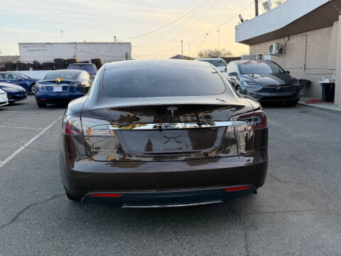 2013 Tesla Model S