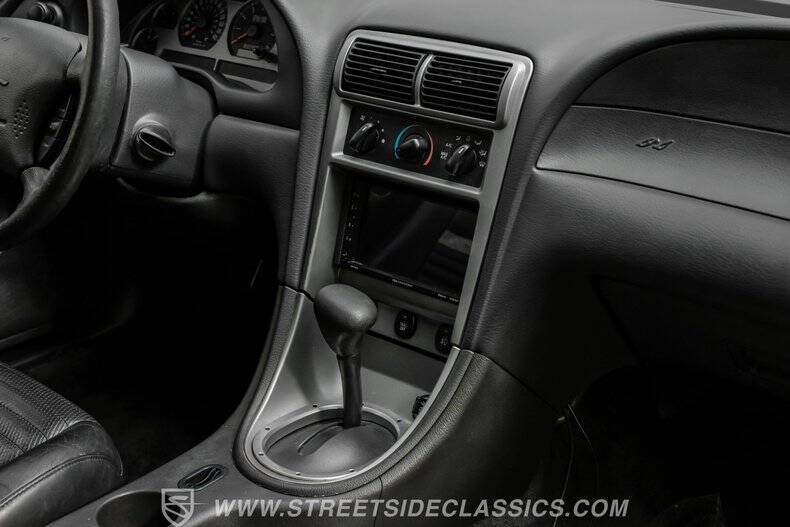2003 Ford Mustang Mach 1 Premium