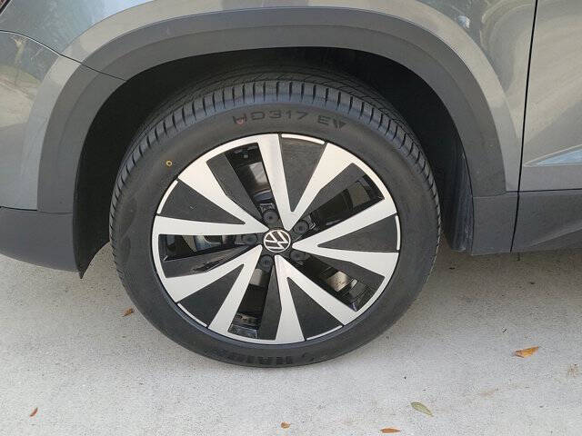 2022 Volkswagen Taos SE