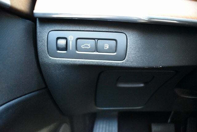 2018 Volvo XC90 T8 eAWD Inscription