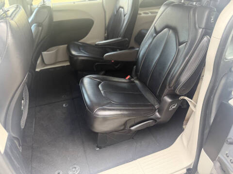 2021 Chrysler Voyager LXi