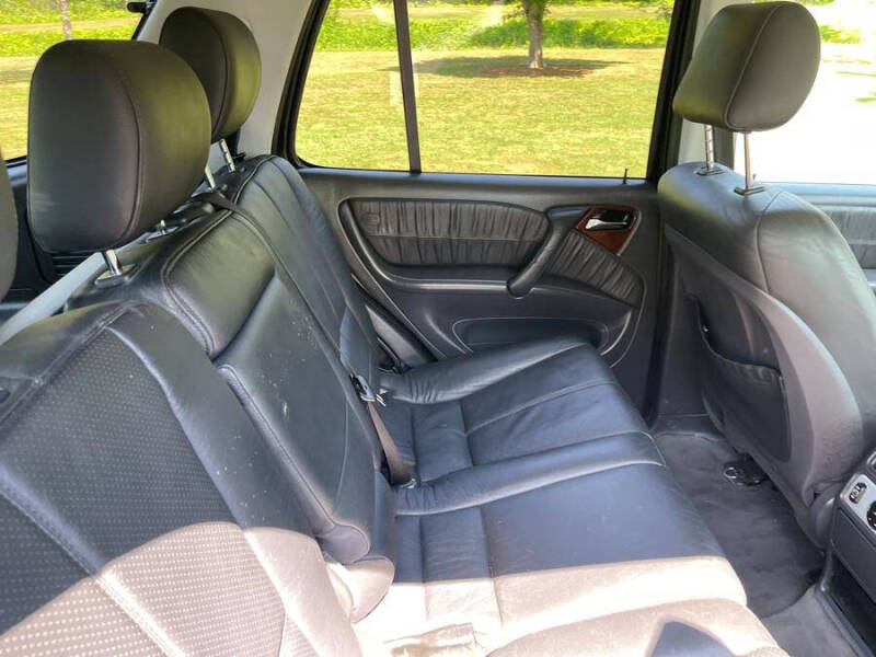 2002 Mercedes-Benz M-Class ML 320