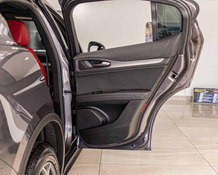 2025 Alfa Romeo Stelvio