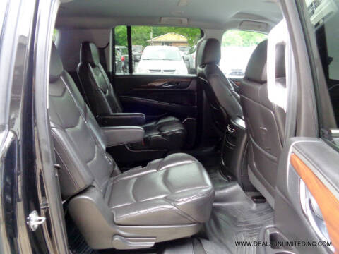 2019 Cadillac Escalade ESV Standard