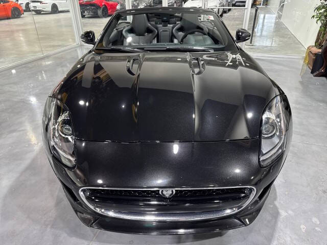 2014 Jaguar F-TYPE V8 S