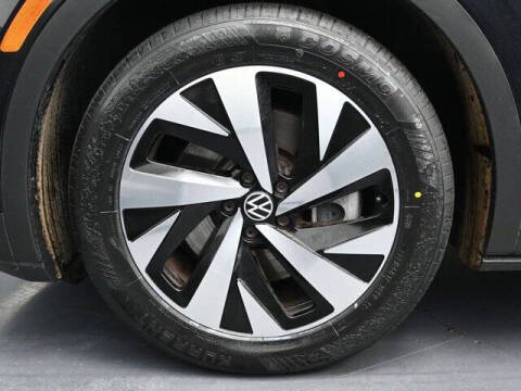 2023 Volkswagen ID.4 Pro