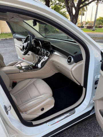 2022 Mercedes-Benz GLC GLC 300