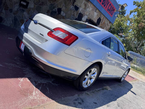 2011 Ford Taurus SEL
