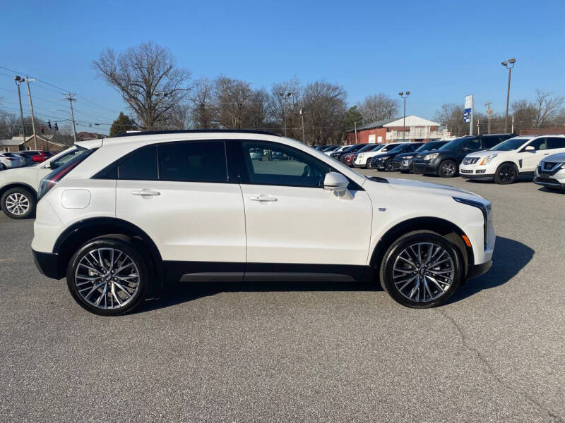 2025 Cadillac XT4 Sport