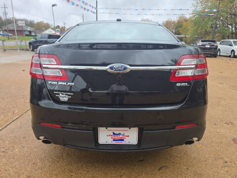 2019 Ford Taurus SEL