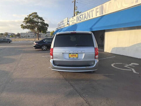 2015 Dodge Grand Caravan SE