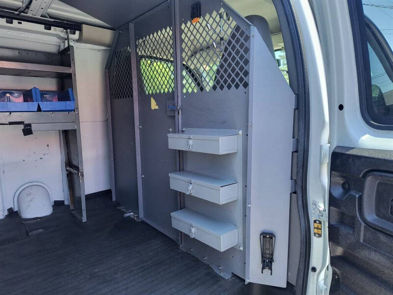 2017 Chevrolet Express 2500