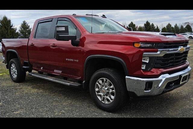 Used 2024 Chevrolet Silverado 2500HD LT with VIN 1GC4YNE72RF155172 for sale in Bloomington, IL