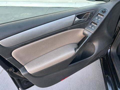 2010 Volkswagen Golf 2.5L PZEV