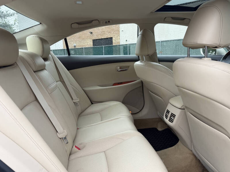 2011 Lexus ES 350