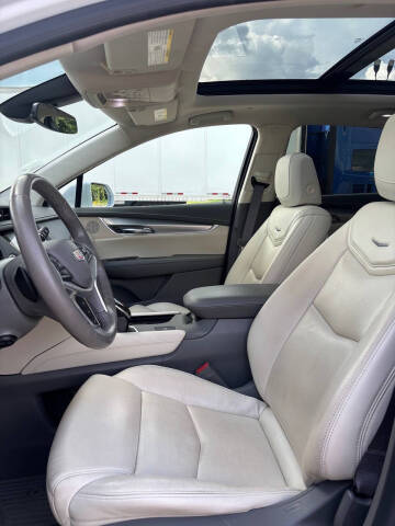 2018 Cadillac XT5 Luxury