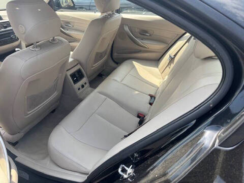 2012 BMW 3 Series 328i